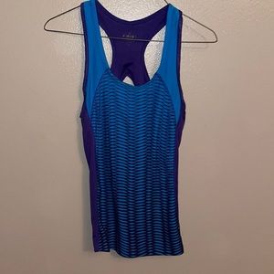 Spalding workout top